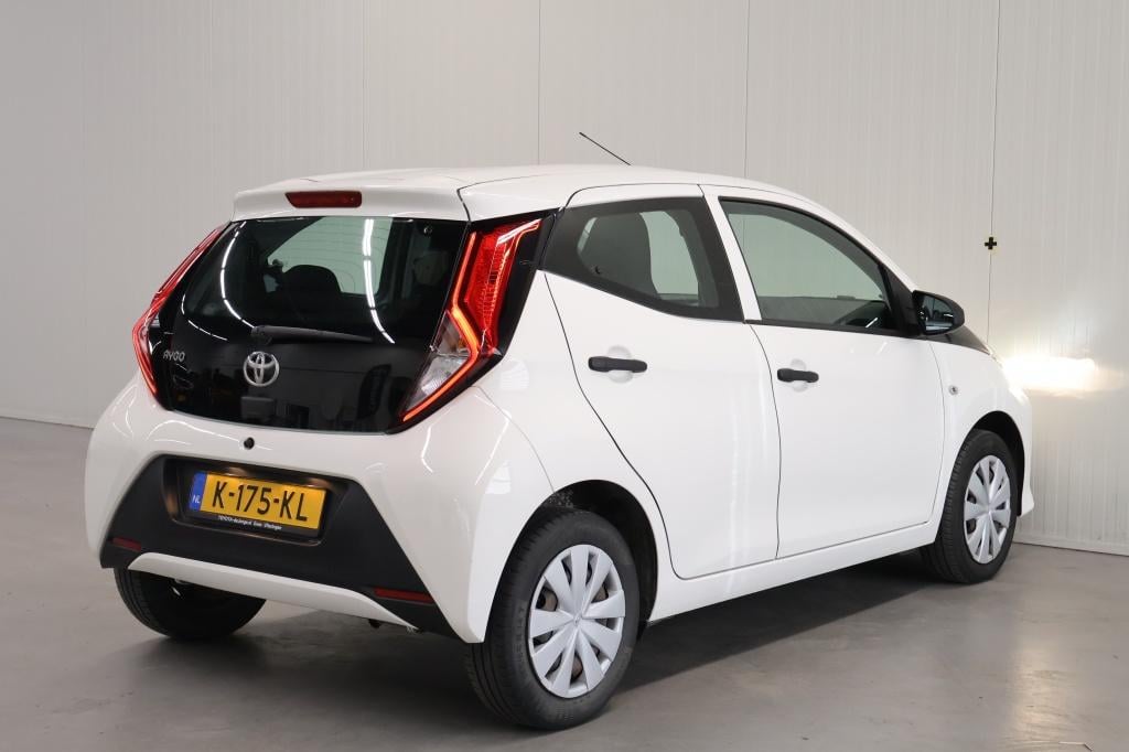 Toyota Aygo 1.0 vvt-i x-fun