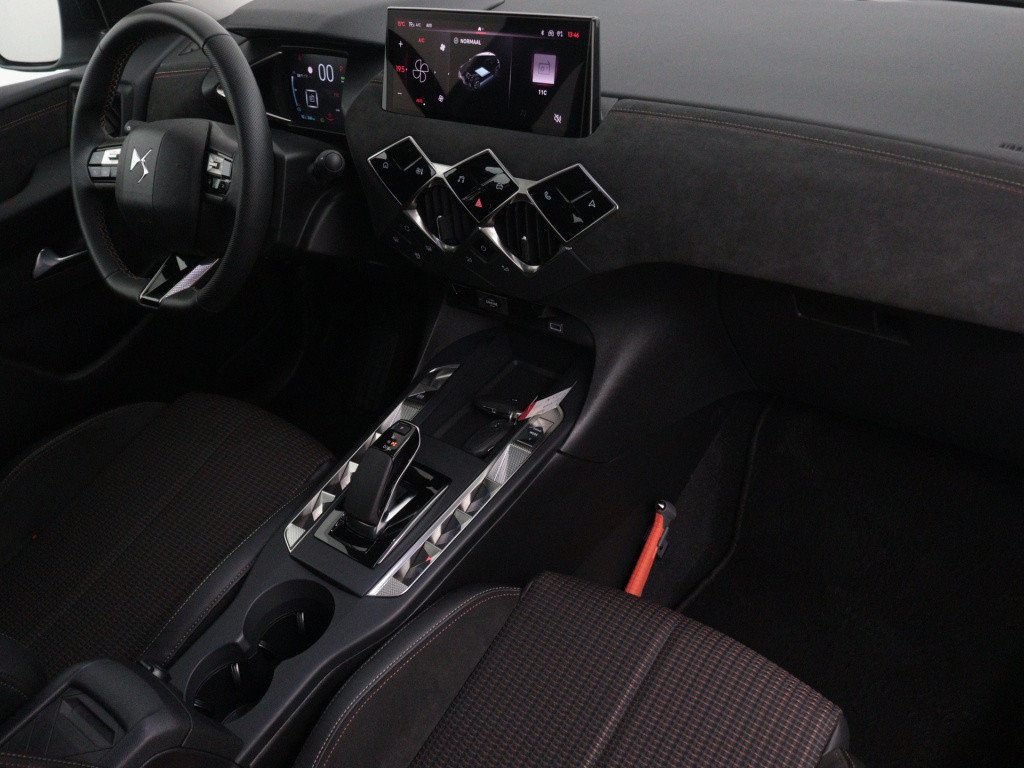 Ds Ds 3 e-tense performance line 54 kwh | achteruitrijcamera | draadloos ap