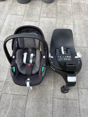 Maxi Cosi 360 pebble met isofix onderstel