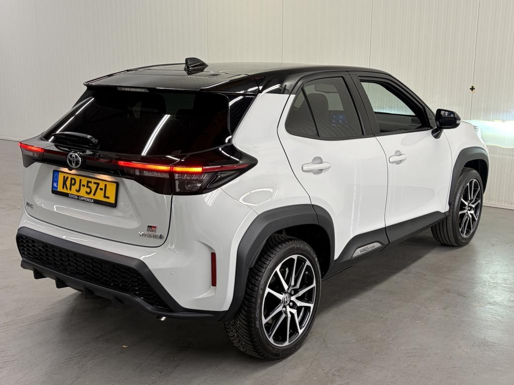 Toyota Yaris Cross 1.5 hybrid gr sport| jbl| stoelverw.| carplay| a.camera|