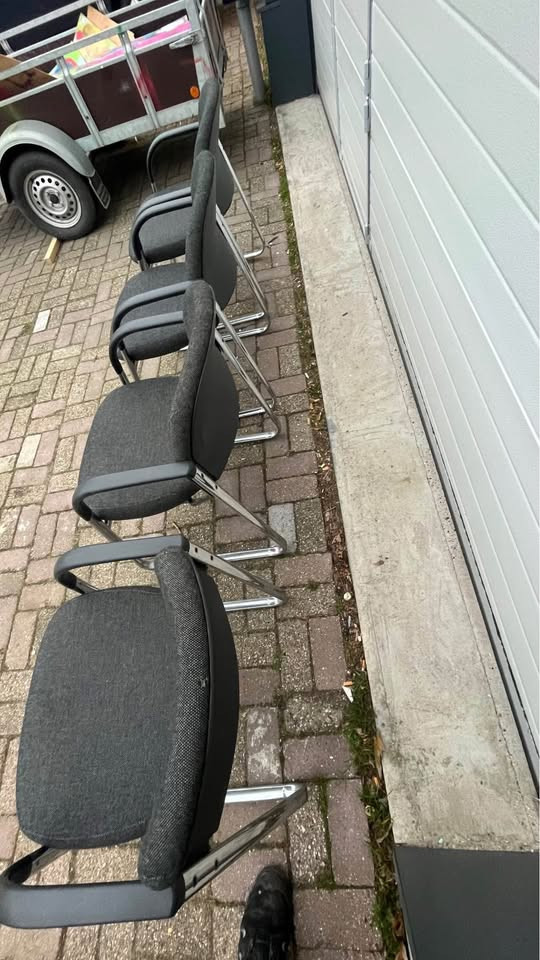 Ahrend Bureau stoelen vergaderstoelen