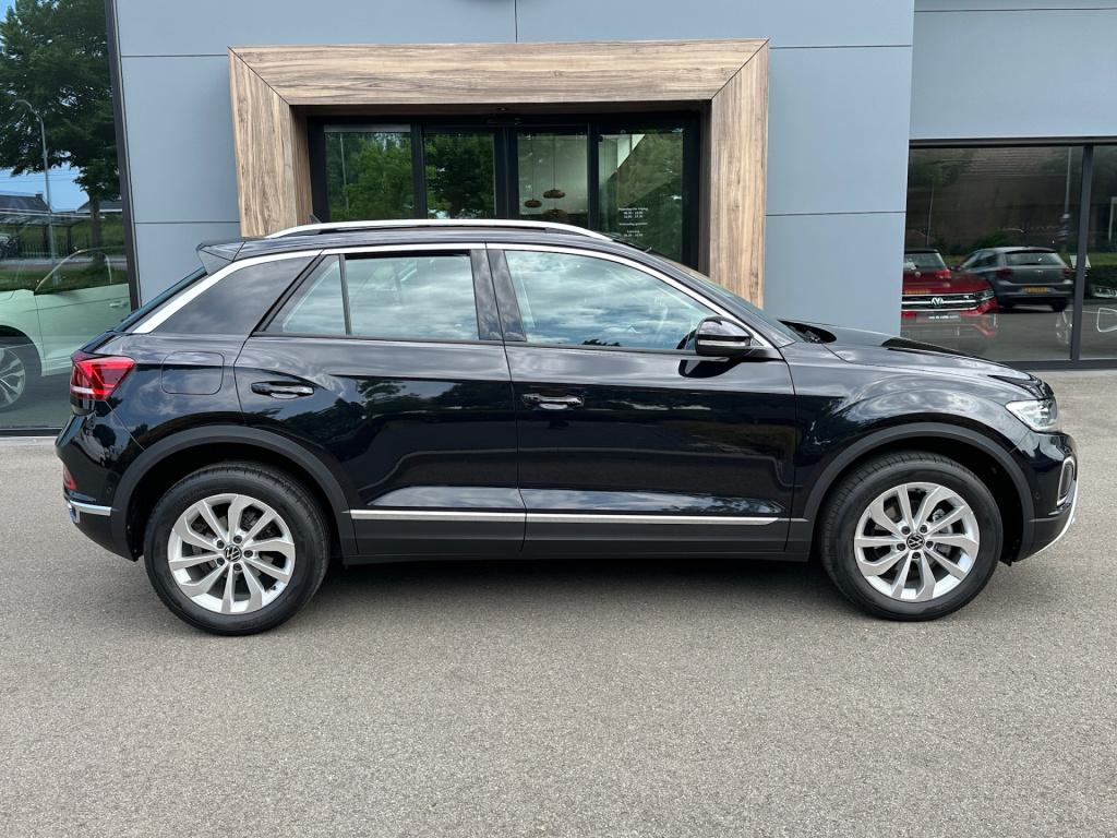 Volkswagen T-roc 1.5 tsi 150pk dsg style carplay | camera | keyless | elek.