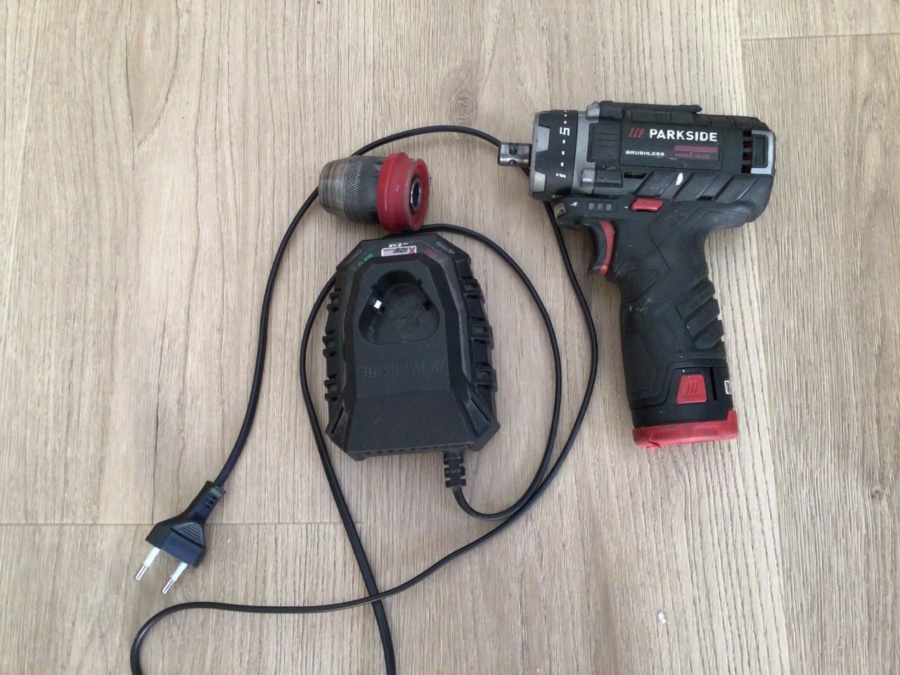 Accu boor schroef machine