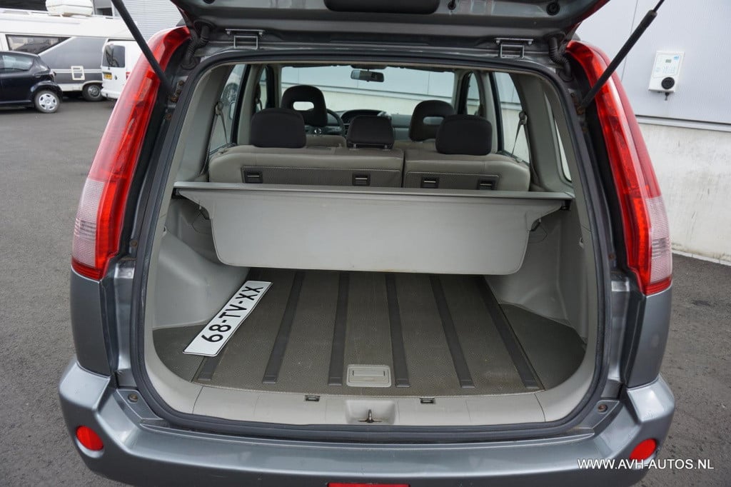 Nissan X-Trail 2.0 columbia 2wd