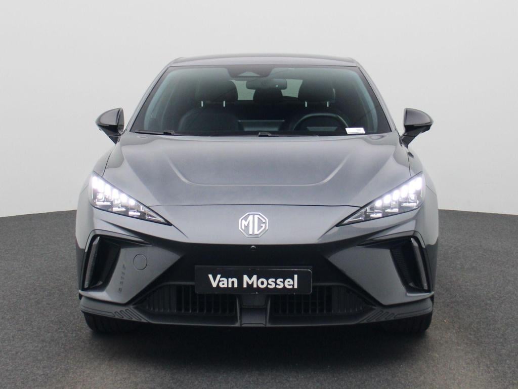 MG Mg4 64 kwh luxury | automaat | navigatie | climate control | apple carpl