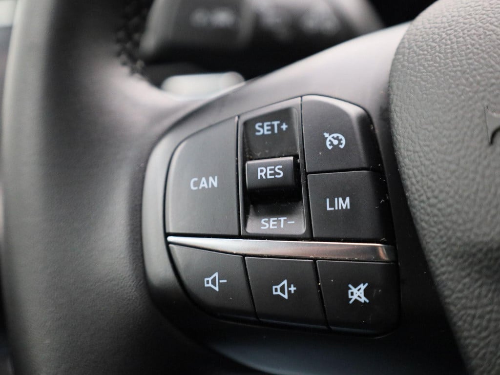 Ford Focus 1.0 ecoboost hybrid titanium style | cruise control | airco | na