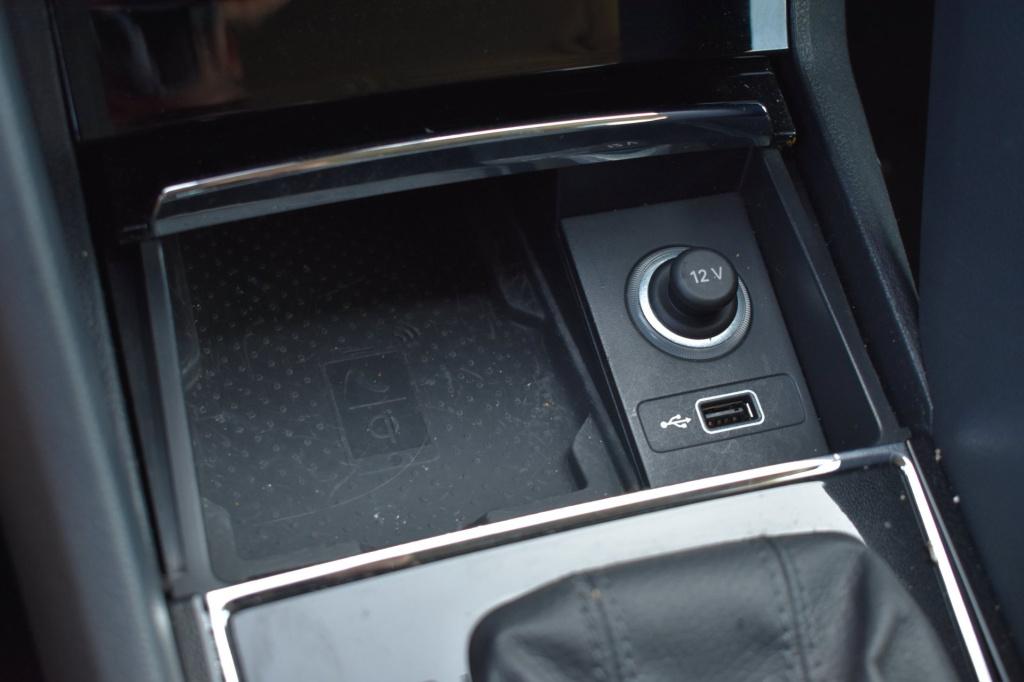 Skoda Karoq 1.5 tsi act | virtual cockpit | stoelverwarming | camera | nap 