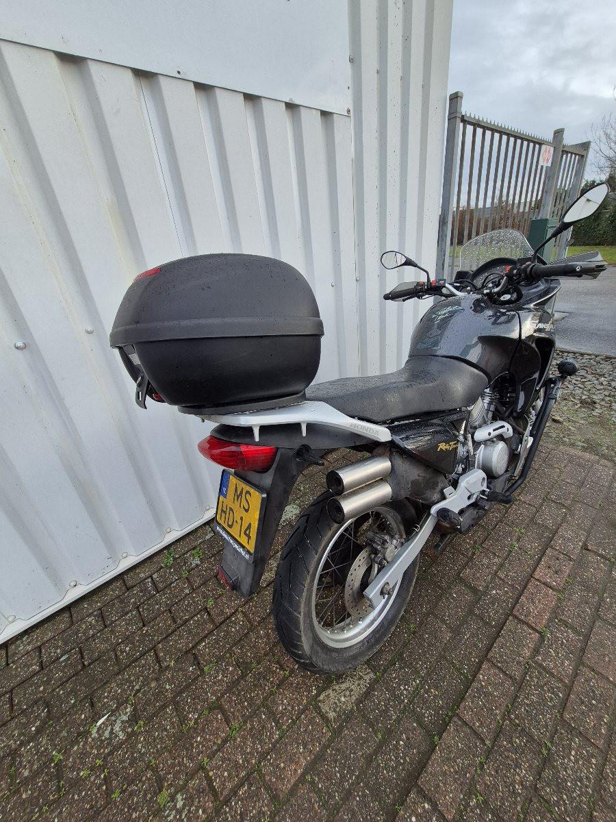 Honda Transalp XL650 uit 2001