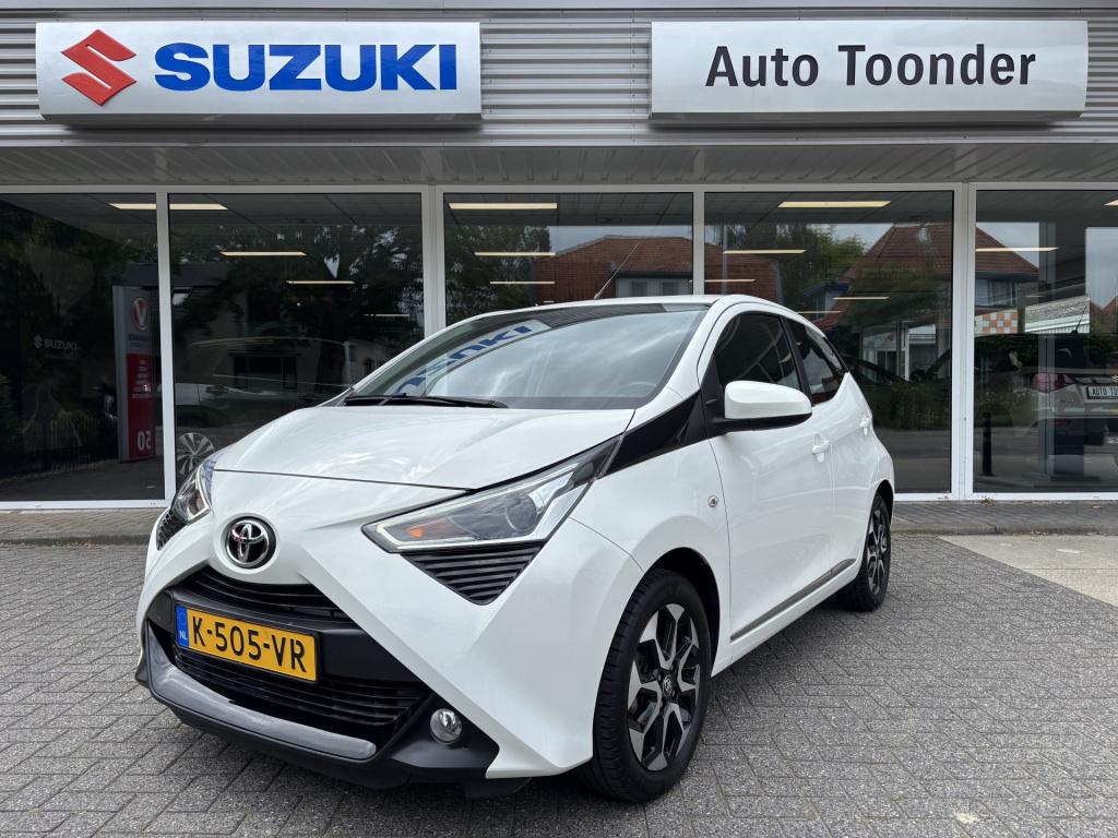 Toyota Aygo 1.0 vvti x-joy/camera/carplay/climate-control