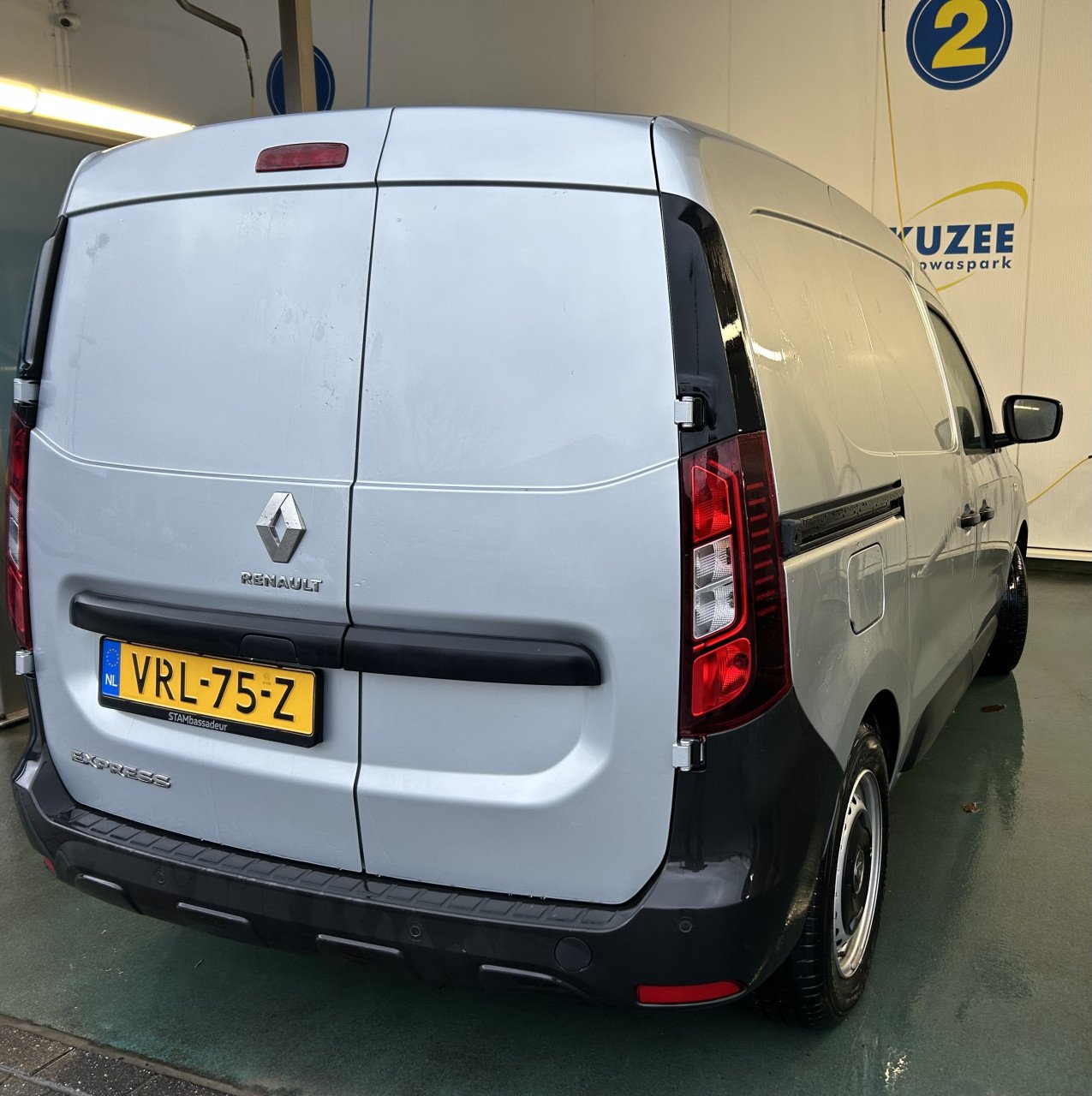 Renault Express met weinig km!