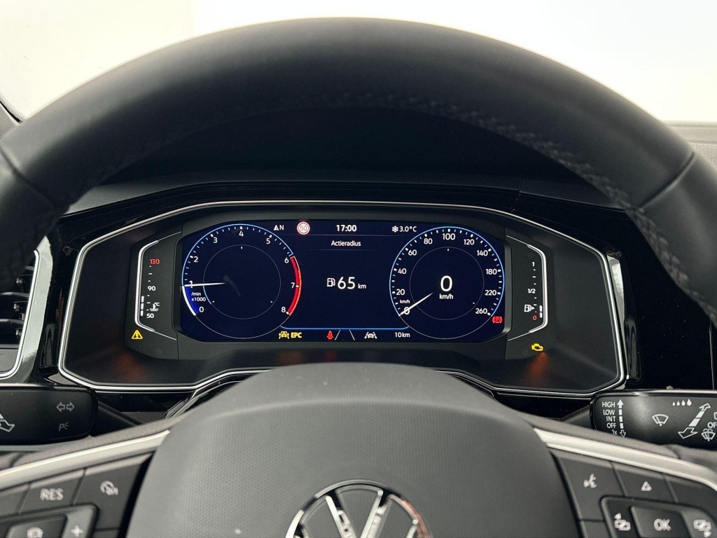 Volkswagen Polo r-line-edition 1.0 70 kw / 95 pk tsi hatchback 5 v