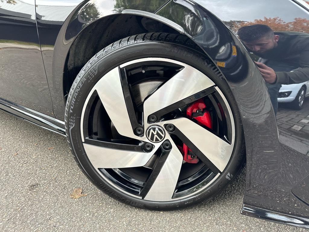 Volkswagen Golf 2.0 tsi gti // dealeronderhouden // nieuwstaat //