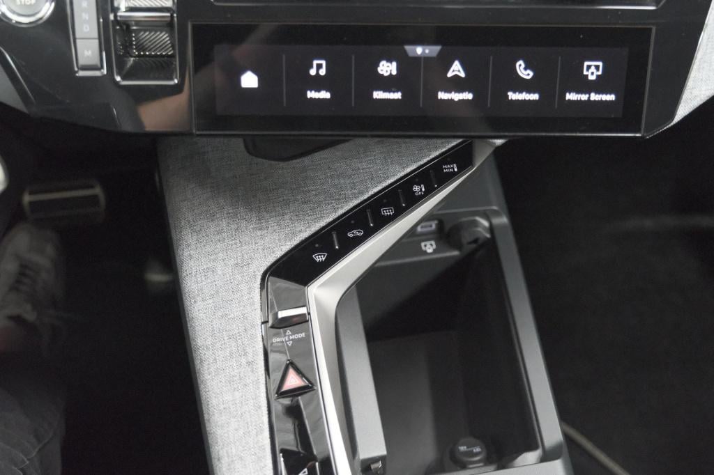Peugeot 5008 1.2 hybrid 136 gt 7p | adaptieve cruise control | camera | ele