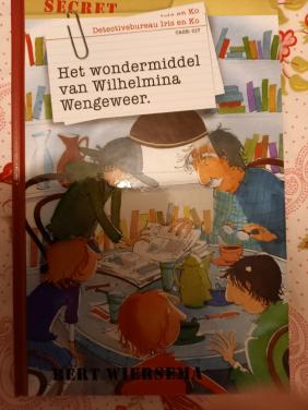 Iris en Ko Het wondermiddel van Wilhelmina Wengeweer deel 17