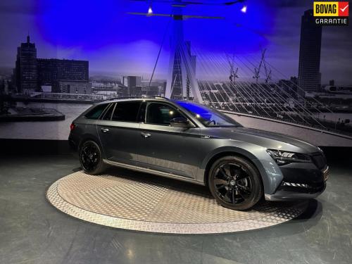 Skoda Superb combi 1.4 tsi iv sportline business *keyless*virtual*camera*sf