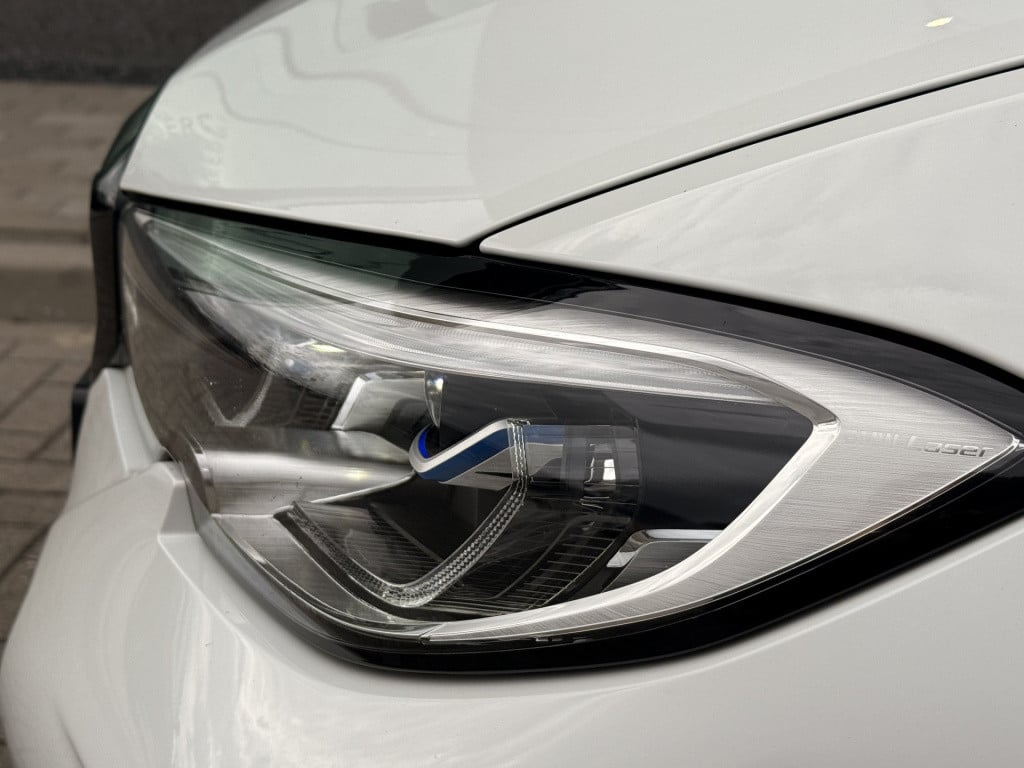 BMW 3-serie 320i m-sport | schuifdak | acc | leder | memory | laser | 20 in