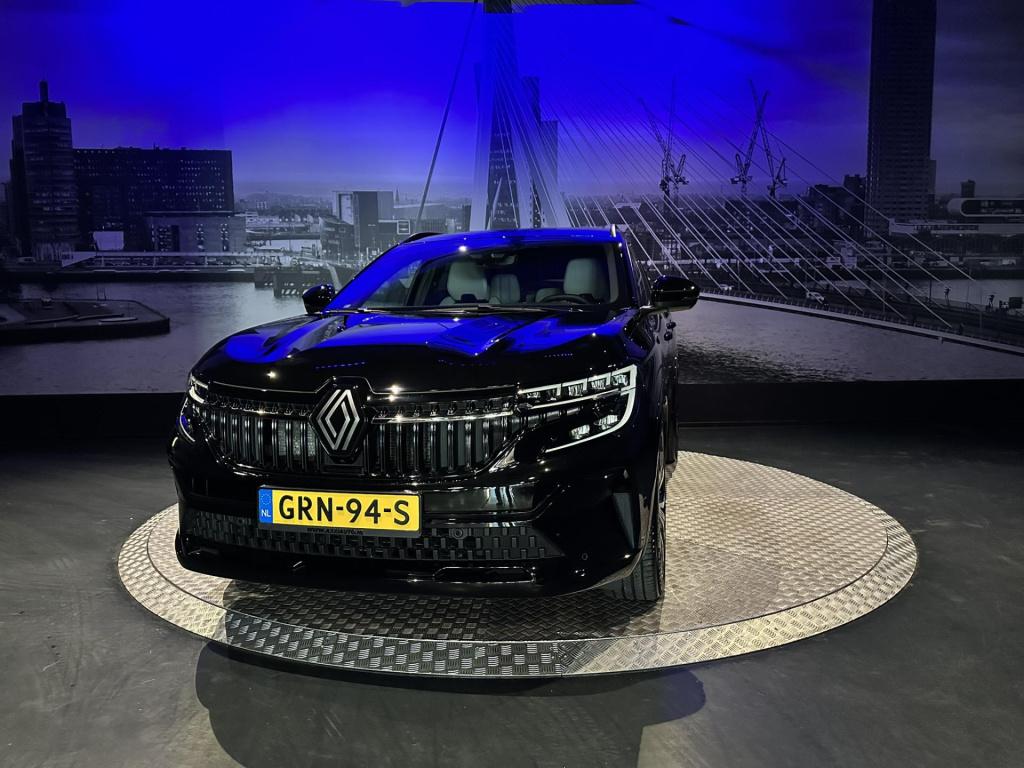 Renault Espace e-tech full hybrid 200 iconic 7p.