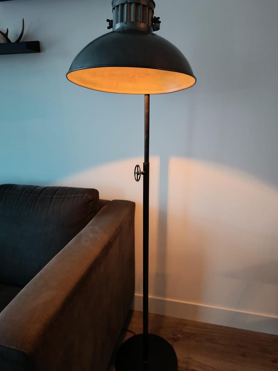 Staande lamp en vloerlamp