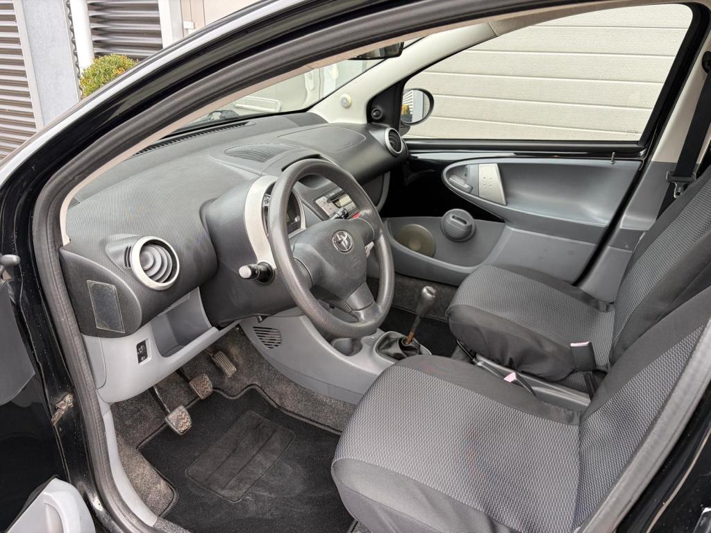 Toyota Aygo 1.0-12v +/apk/129.000/airco/centraal/
