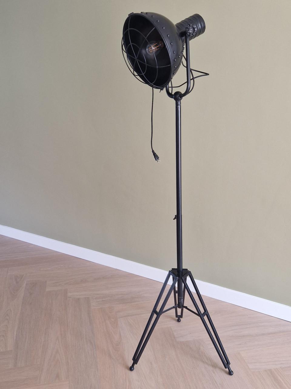 Meubelen en inrichting lampen