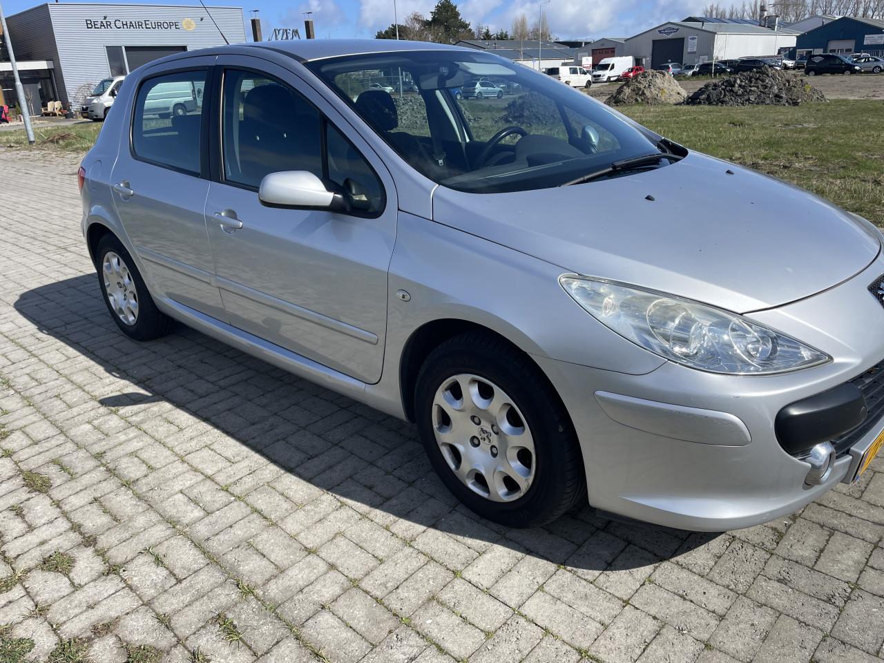 Peugeot 307 1.6 16v xs 5 deurs