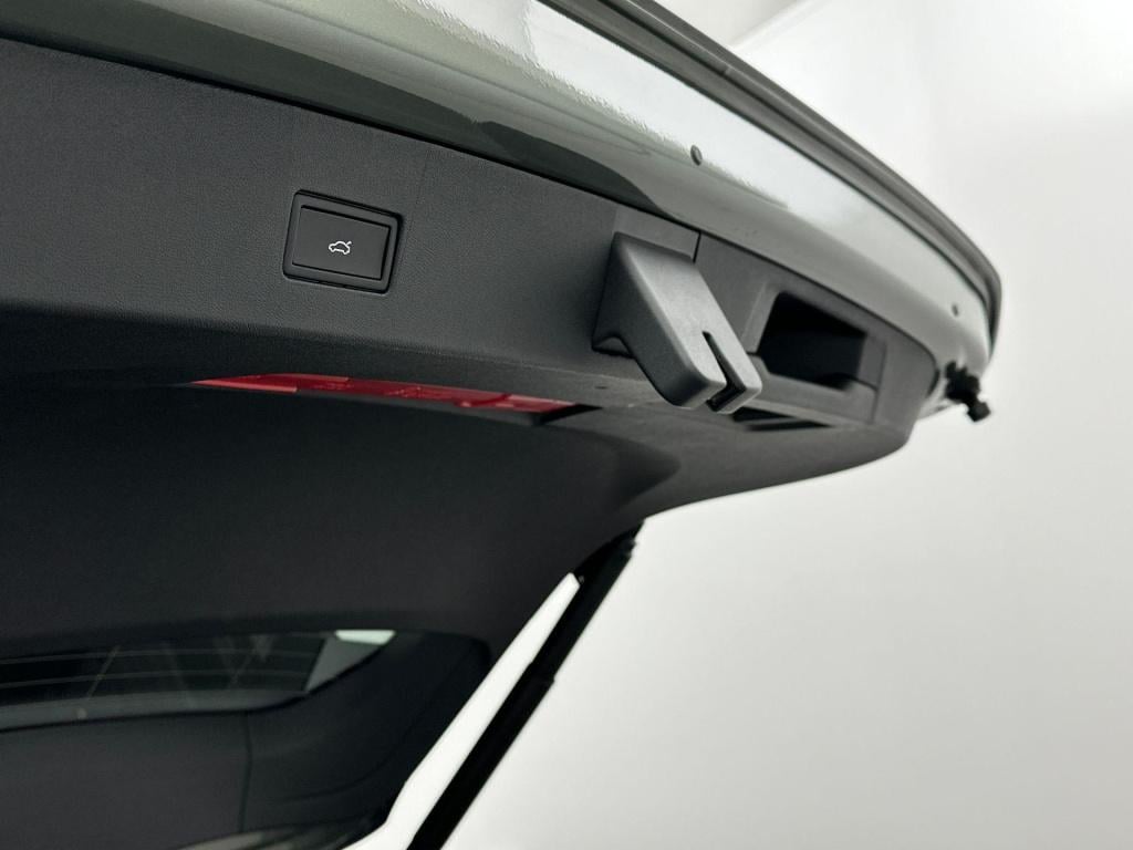 Volkswagen Tayron r-line edition 1.5 ehybrid 150 kw / 204 pk suv 6 v