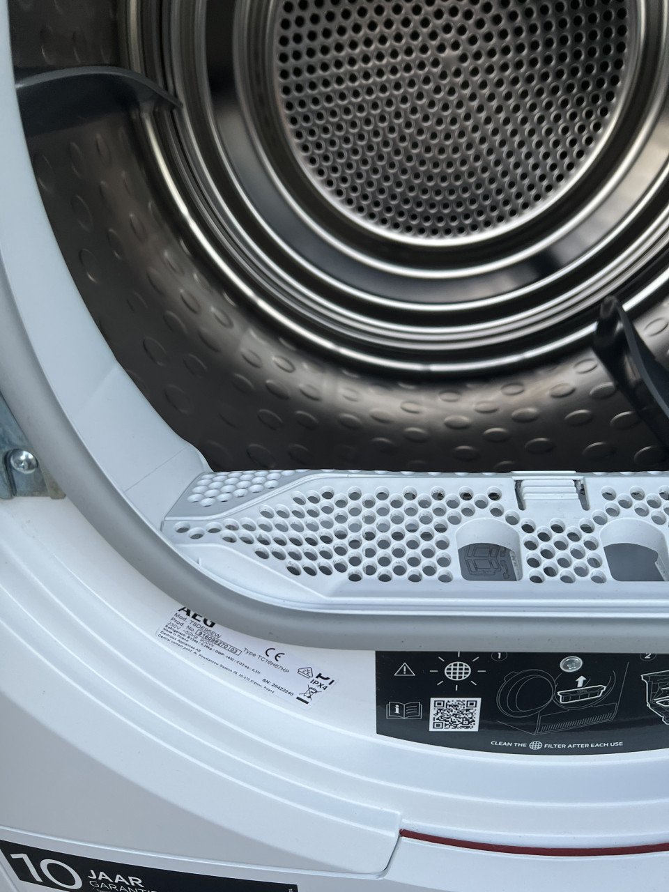 AEG T8DE95EW  8000 serie AbsoluteCare Wasdroger A++ Warmtepompdroger 9kg.