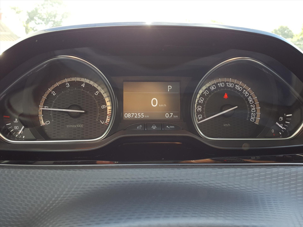 Peugeot 2008 1.2 puretech 110pk gt-line (vol)automaat eat6 navi | bt | park