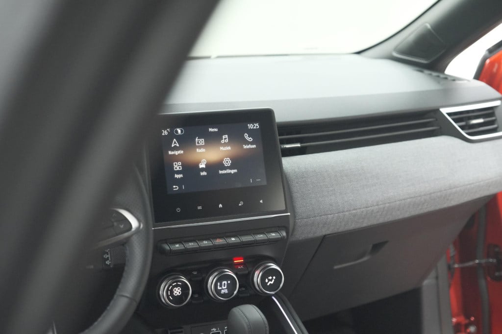 Renault Clio 1.6 e-tech full hybrid 145 techno | 360 camera | navigatie | a