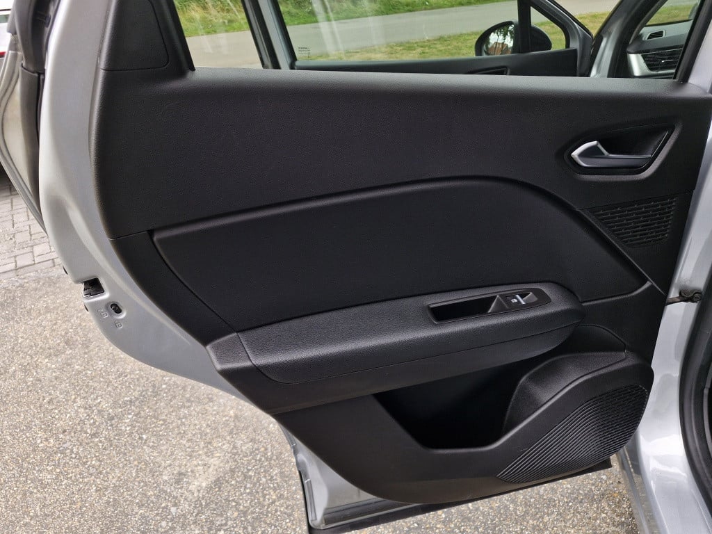 Renault Captur 1.3 tce intens automaat