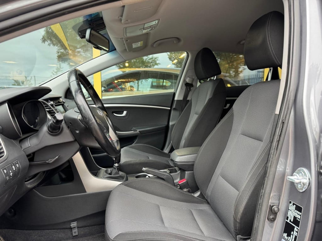 Hyundai I 30 1.6 gdi go!