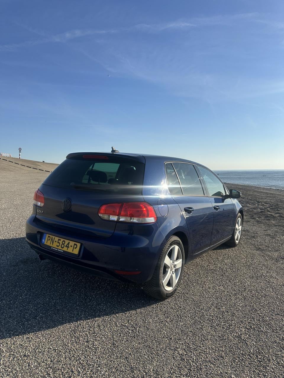 Volkswagen Golf 1.2 TSI 77KW 2011 Blauw nieuwe apk