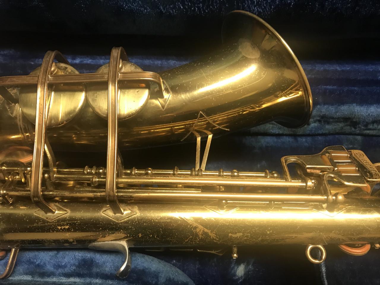 BUESCHER ARISTOCRAT alt sax