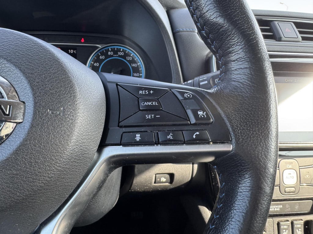 Nissan Leaf n-connecta 40 kwh | navigatie | 360° camera | stuur- + stoelver