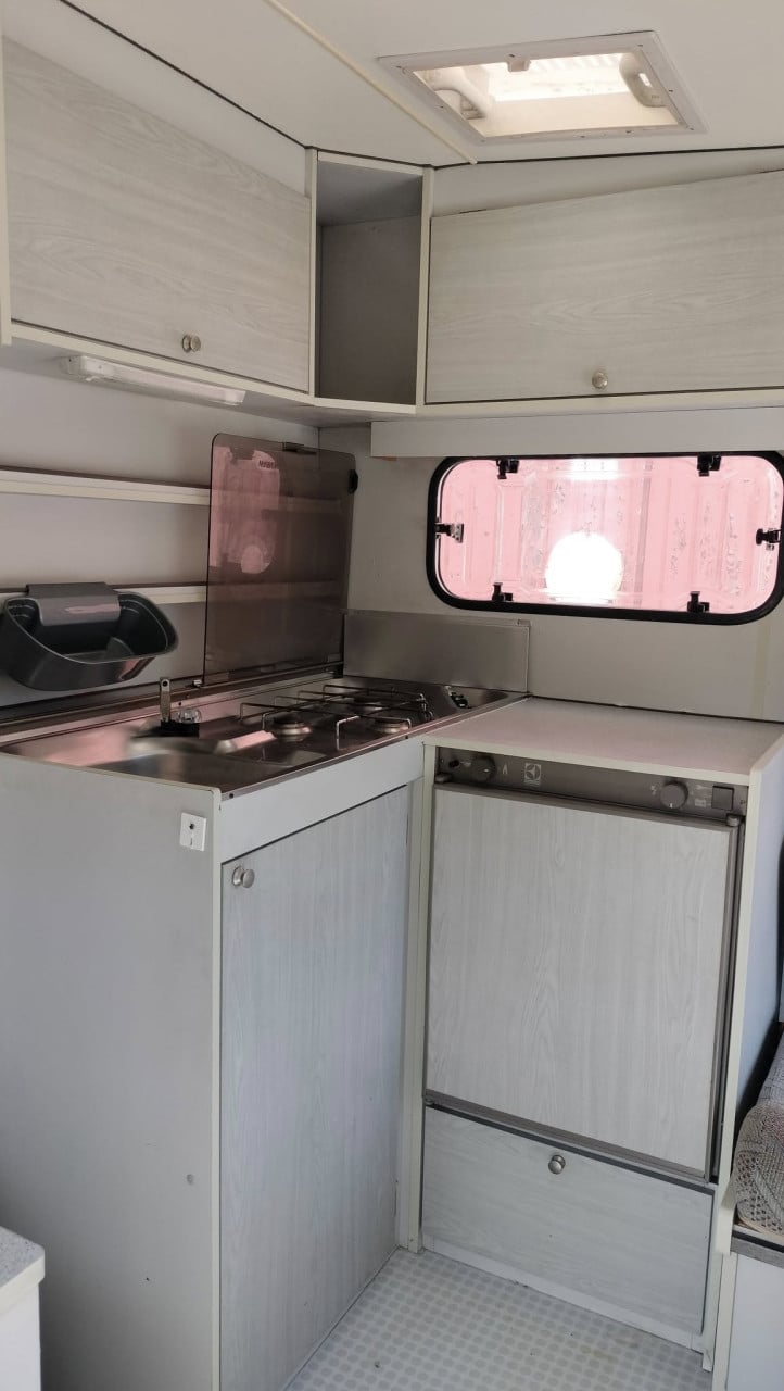 Beyerland 380 met voortent en aanbouw