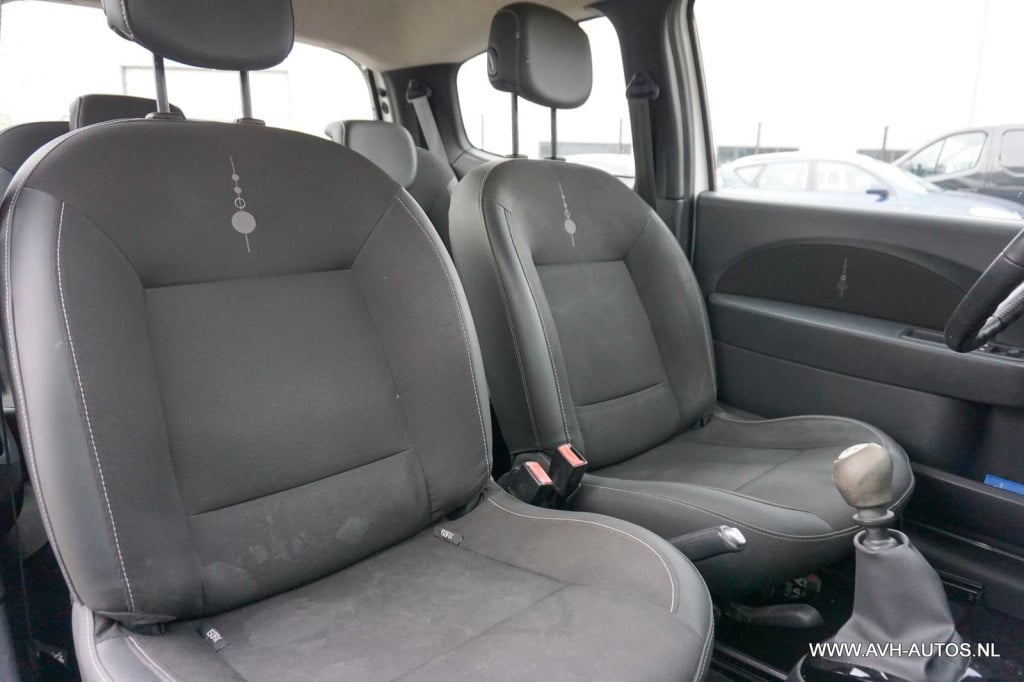 Renault Twingo 1.2-16v night & day