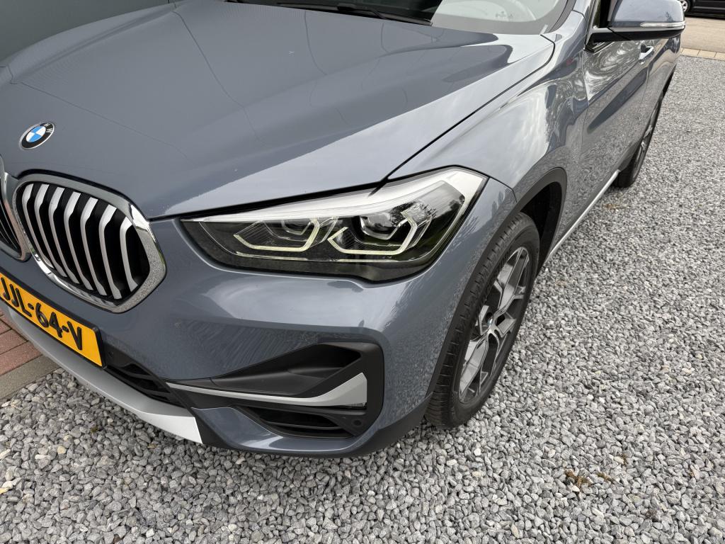 BMW X1 s-drive20i 192pk automaat high executive panoramadak
