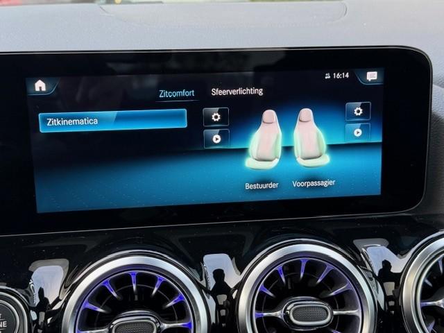 Mercedes-Benz Gla-klasse 180 business solution amg achteruitrij camera l sp