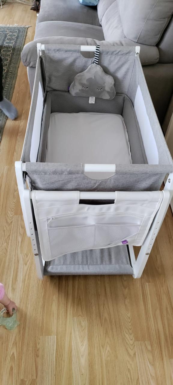 SnüzPod4 co-sleeper + accessoires