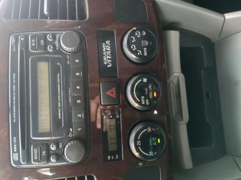Suzuki Grand Vitara 2.0i wagon