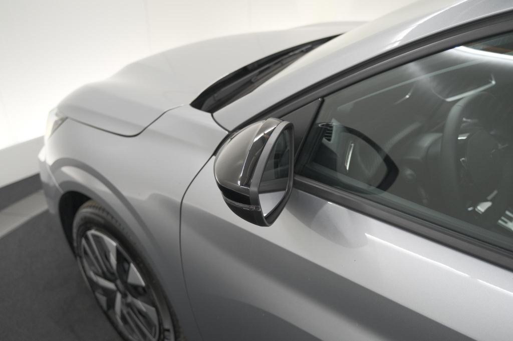 Peugeot 208 1.2 hybrid 110 e-dcs6 style | direct leverbaar | apple carplay 