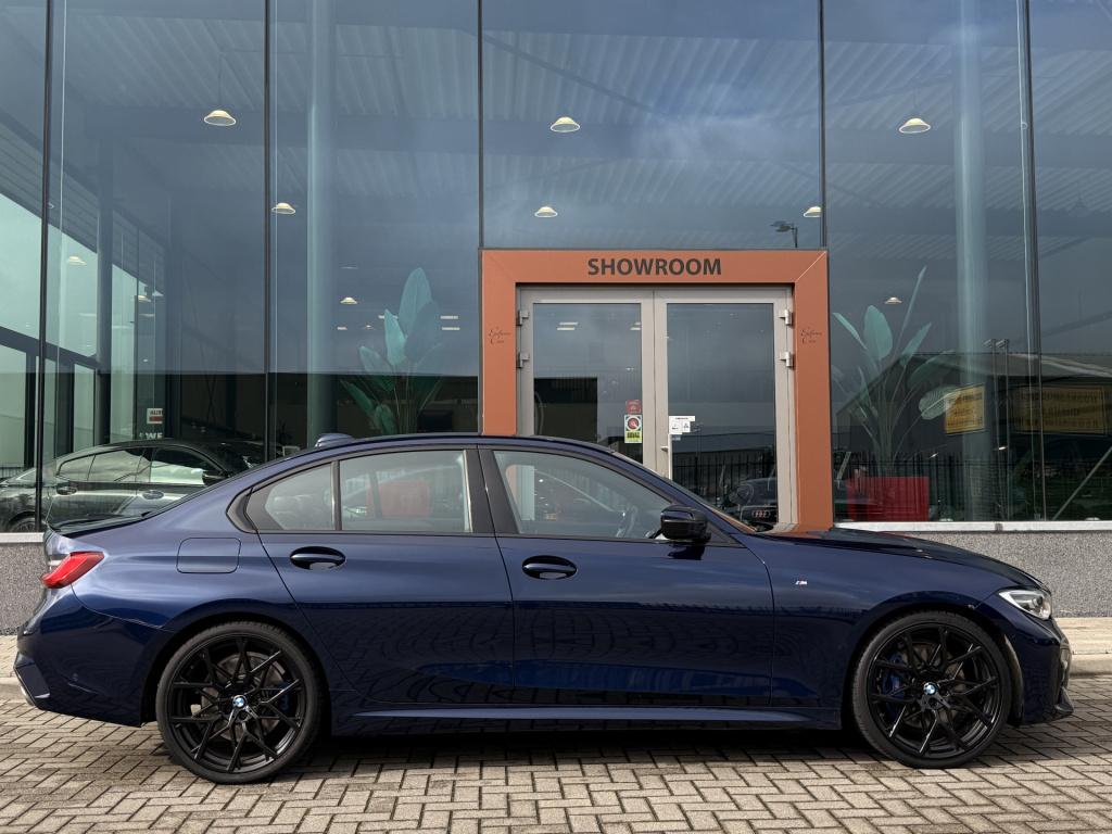 BMW 3-serie 320i high executive edition | head-up | led | leder | hifi | ac