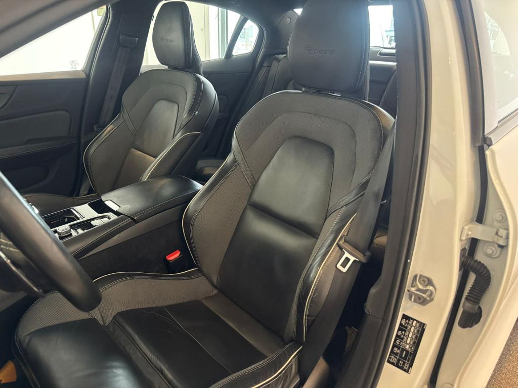 Volvo S60 2.0 t8 awd twin engine r-design