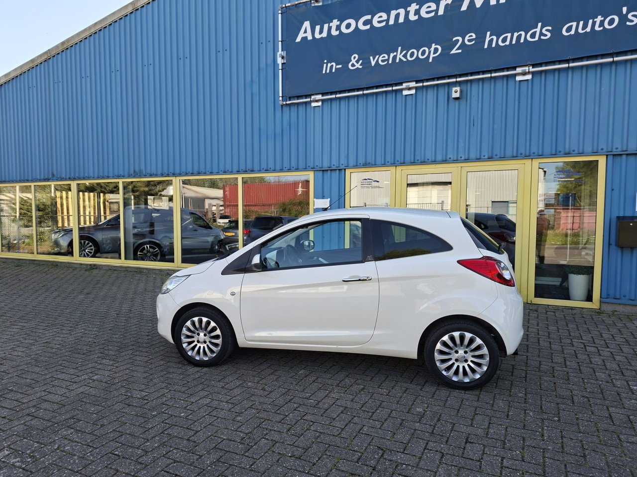 Ford Ka 1.2 Grand Prix start/stop bj:2011 airco lm-velgen
