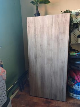 Mooie, kleine praktische kast met veel opbergruimte