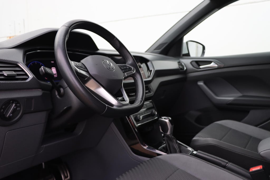 Volkswagen T-cross 1.5 tsi r-line 150pk dsg7