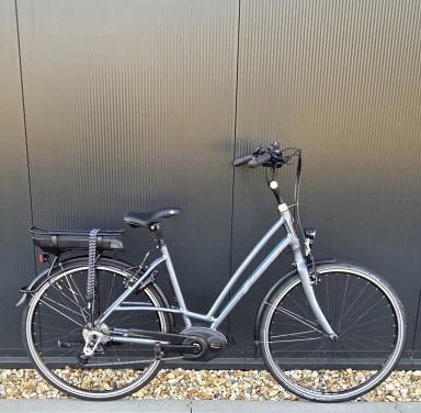 Mooie Batavus Sella Bosch Performance 53cm