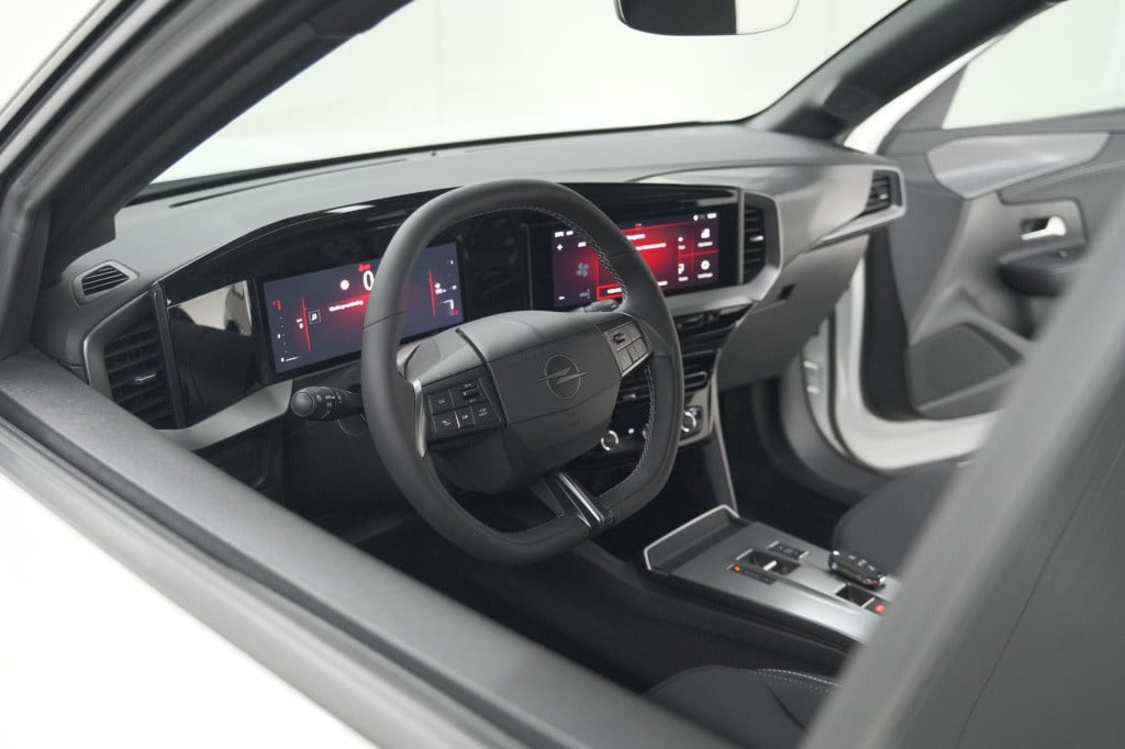 Opel Mokka turbo 130 at8 gs | nieuw model | camera | massagefunctie | apple