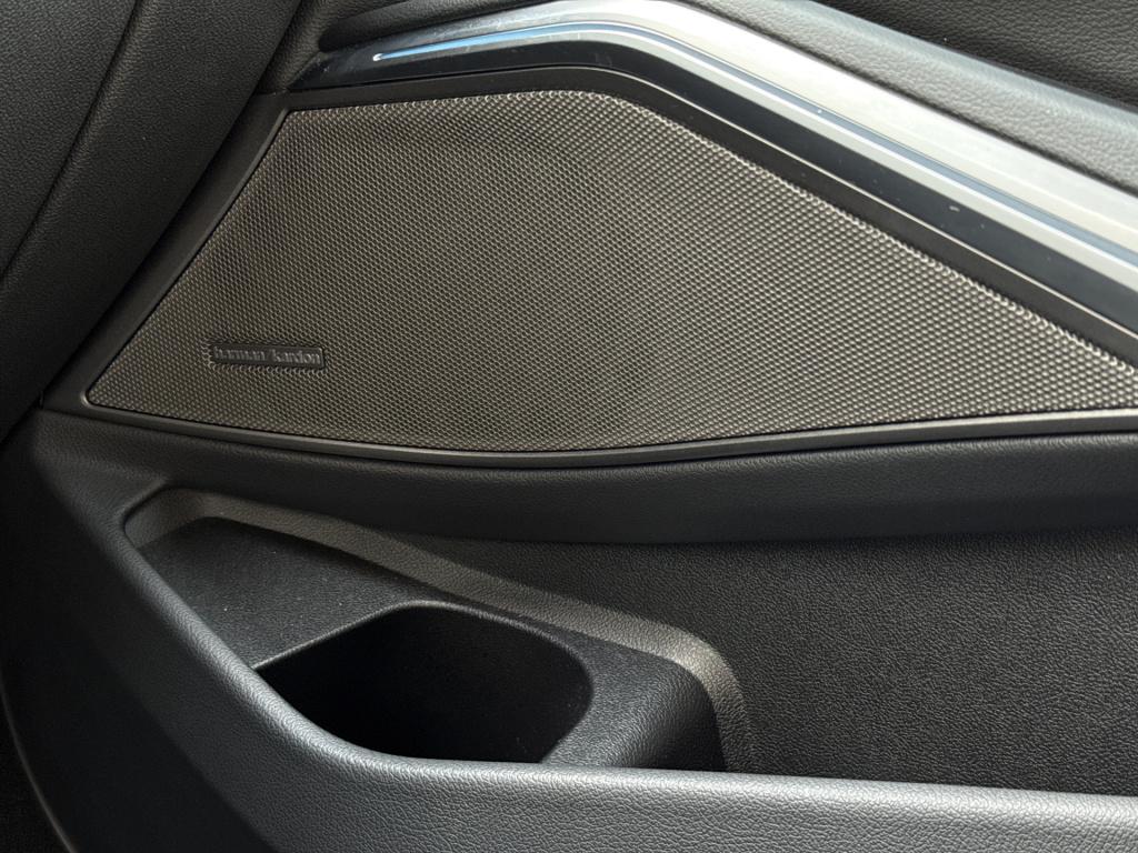 BMW 3-serie 320e m sport pro | m performance | vol opties | h&k | pano | le