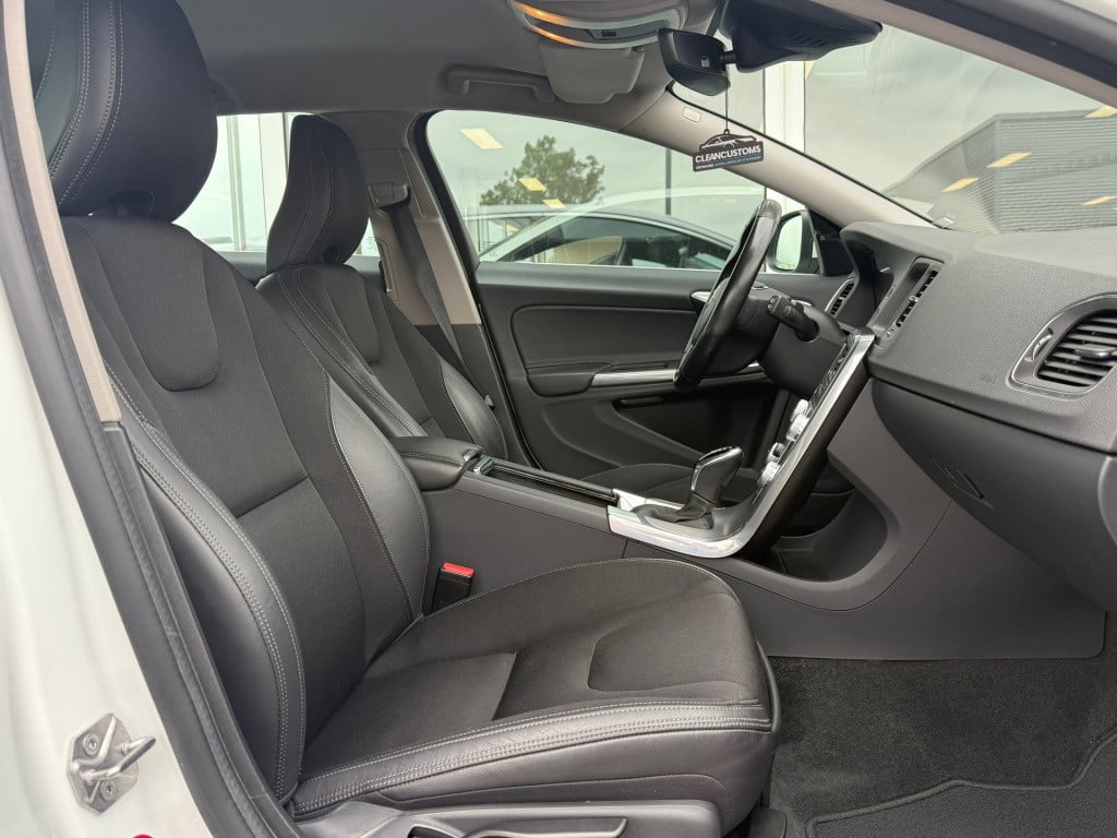 Volvo V60 1.5 t2 momentum
